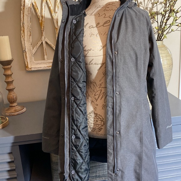 Eddie Bauer Girl on the Go trench coat - Picture 6 of 9